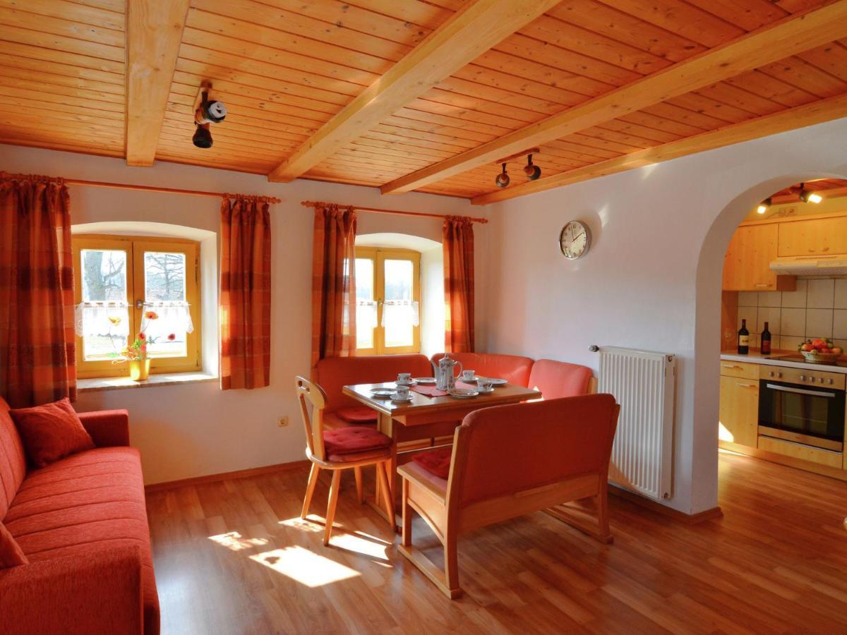 Lovely Holiday Home In Viechtach Near The Forest Eksteriør billede